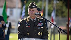 Vrchní velitel aliančních sil v Evropě generál Christopher Cavoli
