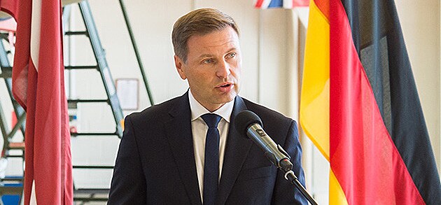 Estonský ministr obrany Hanno Pevkur.