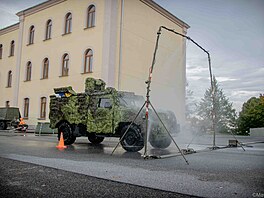 Poznej NATO - stedokolci na studijn exkurzi u 31. pluku radian, chemick...