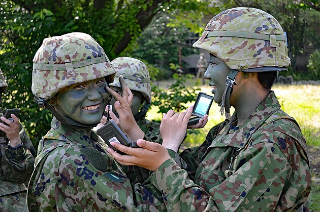eny v japonské armád.