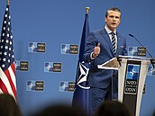 Americký ministr obrany Pete Hegseth