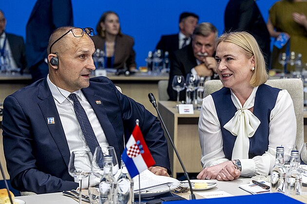 Ministryn obrany Jana ernochová na summitu NATO v Haagu (24. ervna 2025)