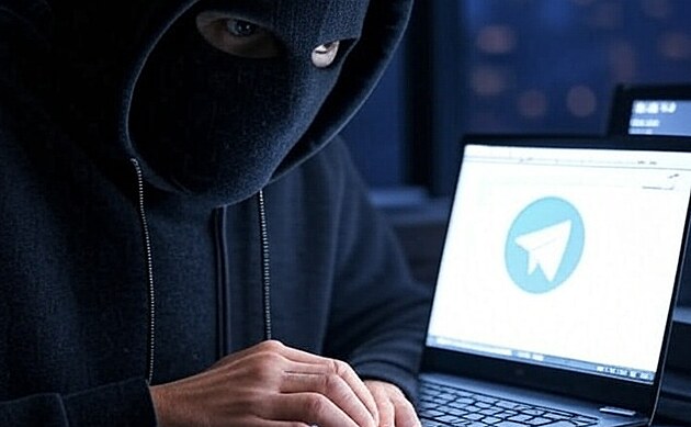 Verbování ruských agent pro sabotáe v Evrop pes sí Telegram. Ilustraní...