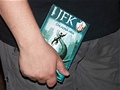 Kest JFK 5 - JWP tímá výtisk Chladné hry, aby o ni nepiel...