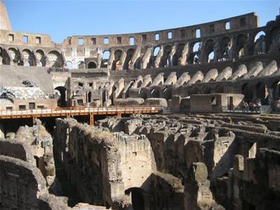Dede - Koloseum
