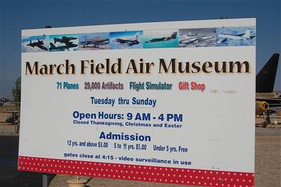 March Field Air Museum - pozvnka do muzea