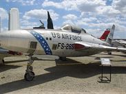 Republic RF-84K - poetil snaha o parazitn przkumn letoun, kter ml nst v...