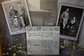 Freud na fotografiích s rodii a záznam v matrice o narození
