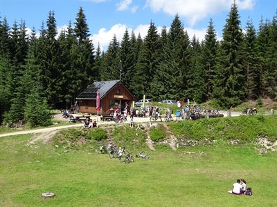 Kolem �ty� p�ehrad 7