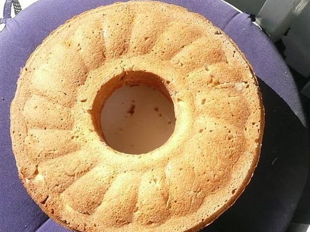 Bábovka velká, z 8 vajec