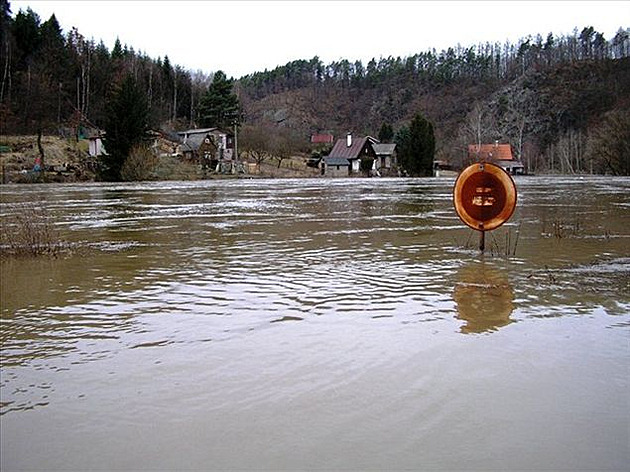Povode na Sázav - Zákaz vjezdu