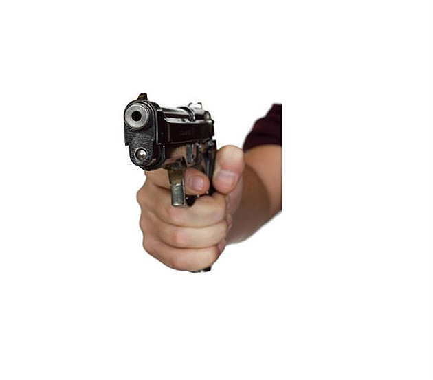 pistole zbra 2