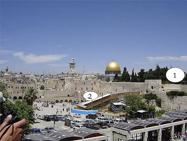 2-4 Chrámový pahorek