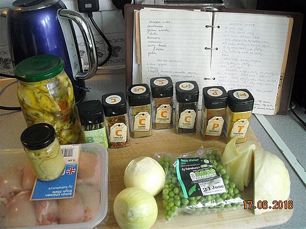 Kue s nakládanými citrony a s olivami - ingredience