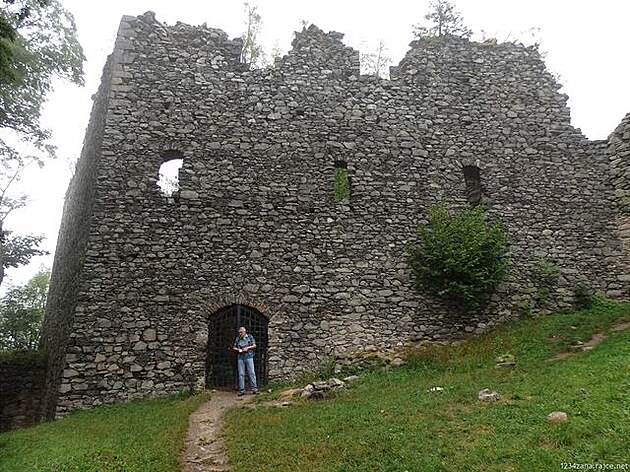 Andlská hora - zícenina hradu
