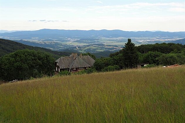 Holubyho chata. Výhled na Slovensko