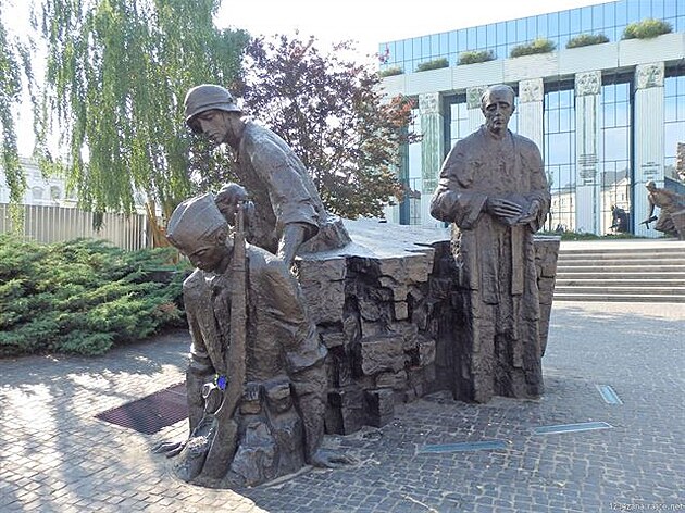 ást Památníku Varavského povstání