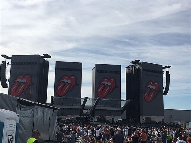 Nástup na koncert Rolling Stones, Praha 2018