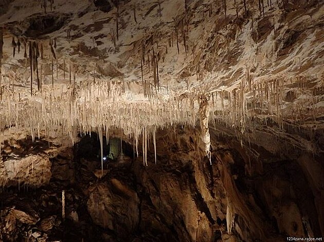 Javoíské jeskyn