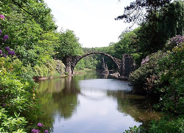 áblv most v Kromlau, zdroj: Wikipedie (na nkterých fotkách je ten spodní...