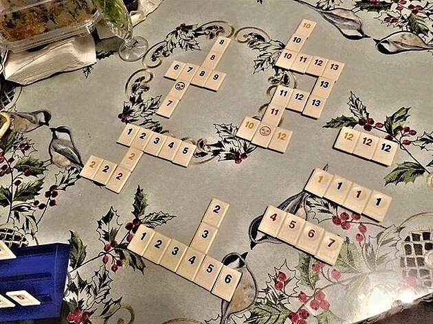 2. Hra Rummikub