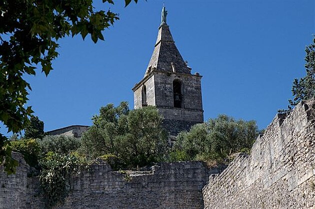 Arles