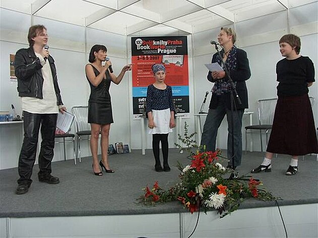 ceny ASFFH za rok 2006 - Vílma Kadleková-Klímová s dcerami