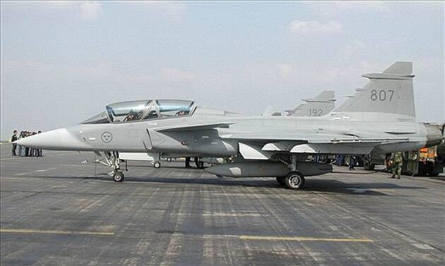 Gripen - side1