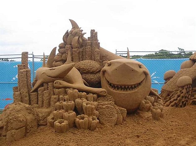Sand Sculpturing 1