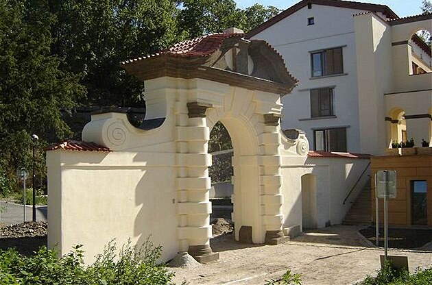 barokní brána 