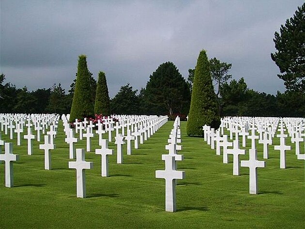 Omaha Beach cemetery 1