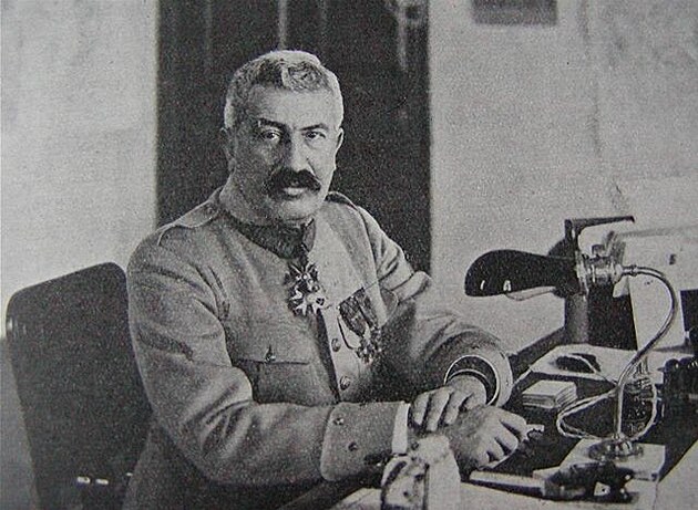 Francouzský generál Janin - vrchní velitel spojeneckých vojsk v Rusku