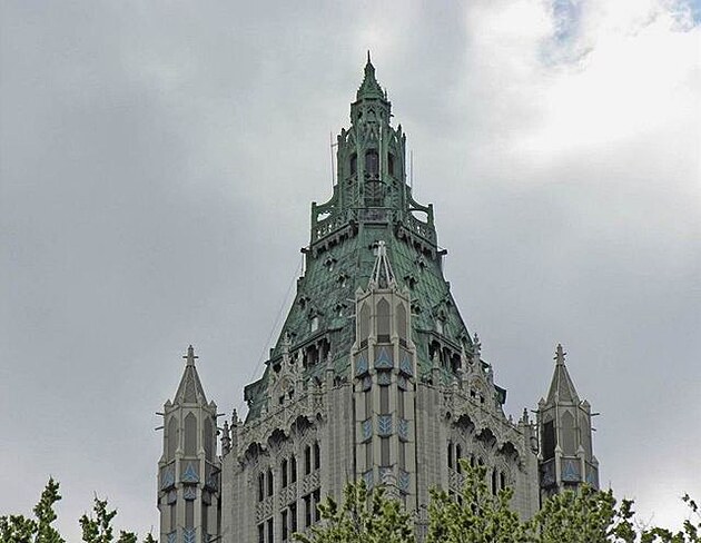 Woolworth Building - detail