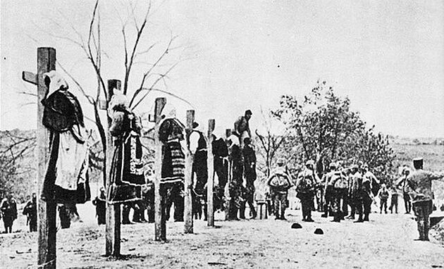 2-11 Hormadná poprava srbských en 1914