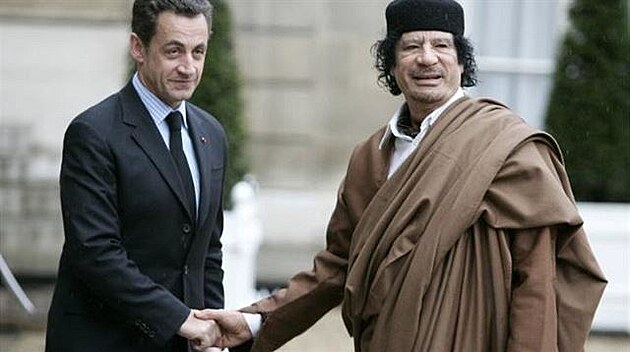 Sarkozy a Kaddáfí, jet jako hlavy svých stát
