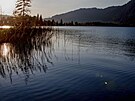 Walchsee veer: západ sluníka z Hunde Strandu