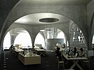 knihovna v Tama Art 5