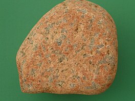 6 Drammen granit, 7 x 6 cm