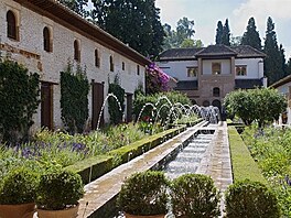 3 Zahrady v Alhambe