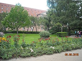 7 Christiansborg a zahrady