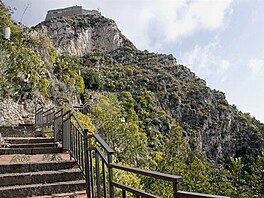 Taormina - stoupme na Monte Tauro. Siclie, kvten 2018.