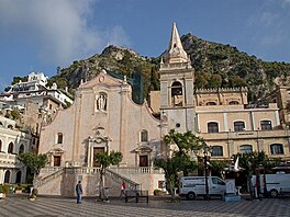 Taormina - Chiesa di San Giuseppe. Siclie, kvten 2018.