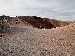 Etna - krter Silvestri Inferiori. Siclie, kvten 2018.