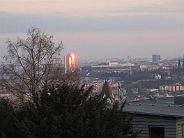 Zapadajc slunce na hotelu Corinthia