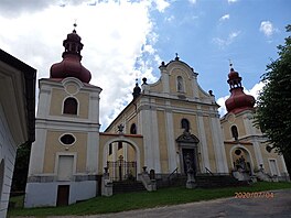 Poutn kostel sv. Anny v Sudjov