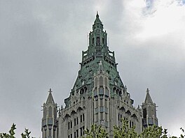Woolworth Building - detail