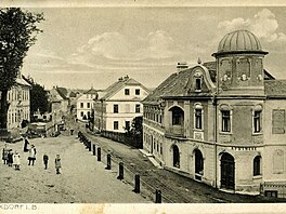 Budova hvzdrny na dobov pohlednici Foto: Obec Mikulovice