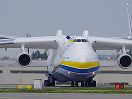 Antonov An-225 Mrija 4