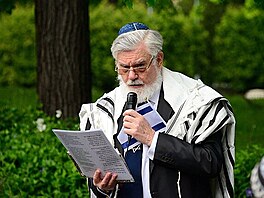 Rabbi Dushinsky