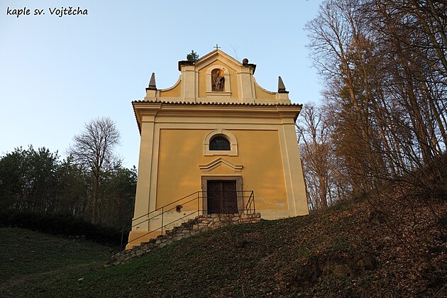 Kaple sv. Vojtcha. Výlet Dbánsko, duben 2019